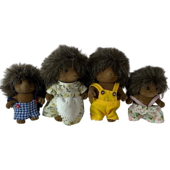 ORIGINAL OUTFITS Vintage 1990s 4 PC Sylvanian Families Bramble Hedgehog Family - Picture 1 of 6